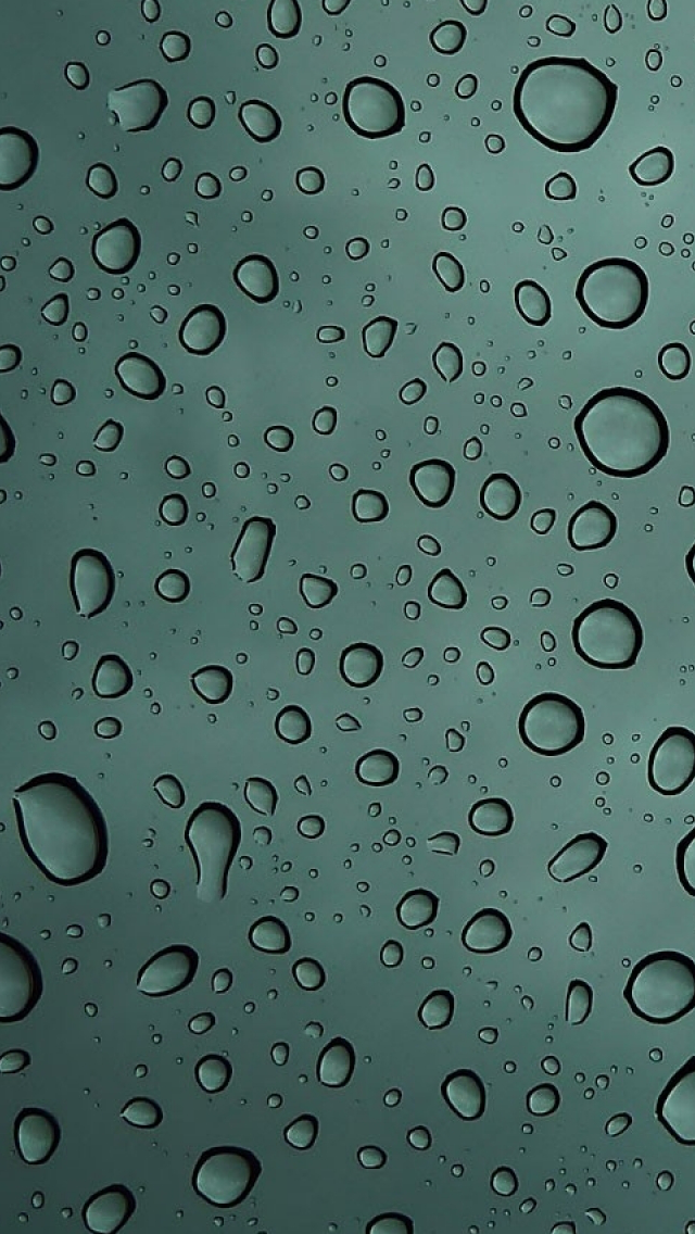 The iPhone Wallpapers » Water Drops