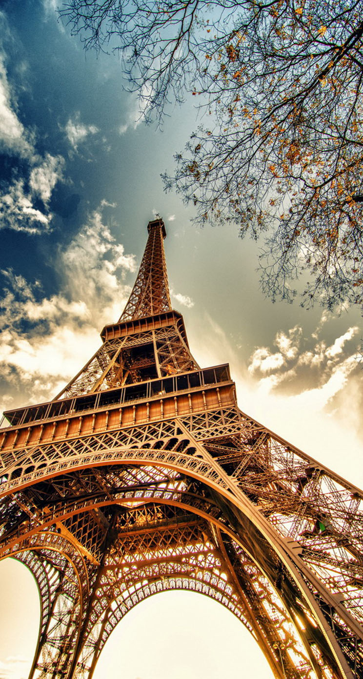 Paris Eiffel Tower - The iPhone Wallpapers